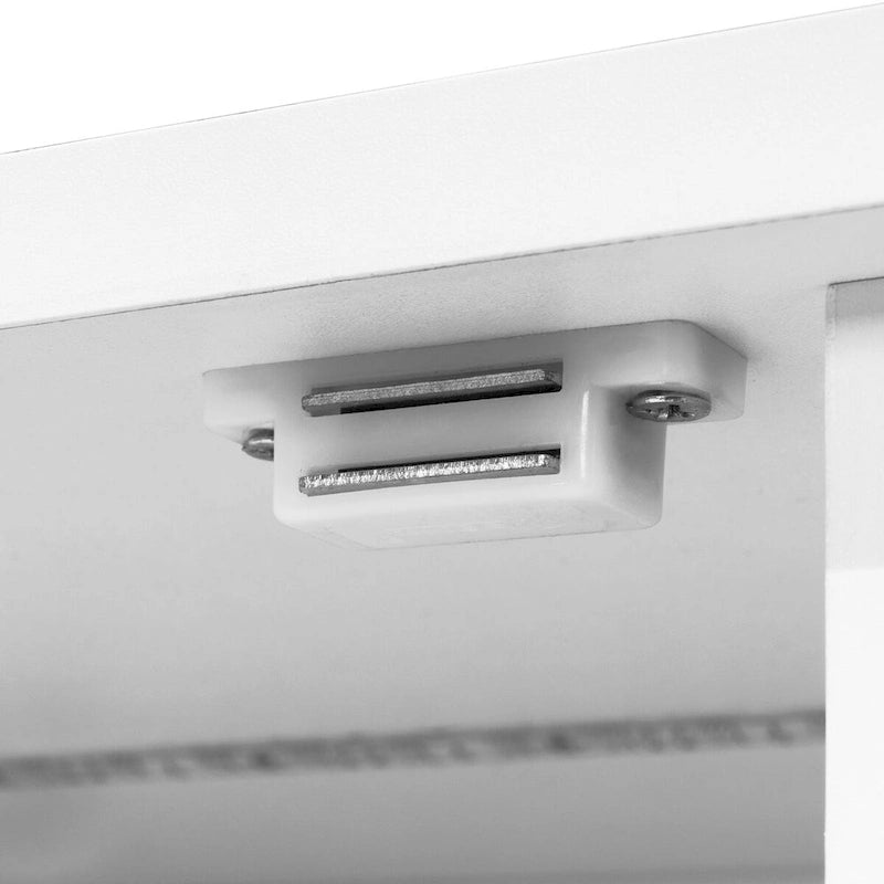 Meuble TV blanc avec rangements et étagères ouvertes