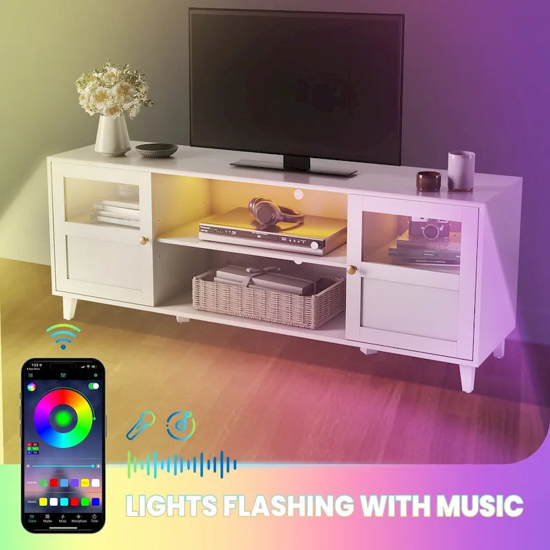 Meuble TV blanc avec rangements et étagères ouvertes
