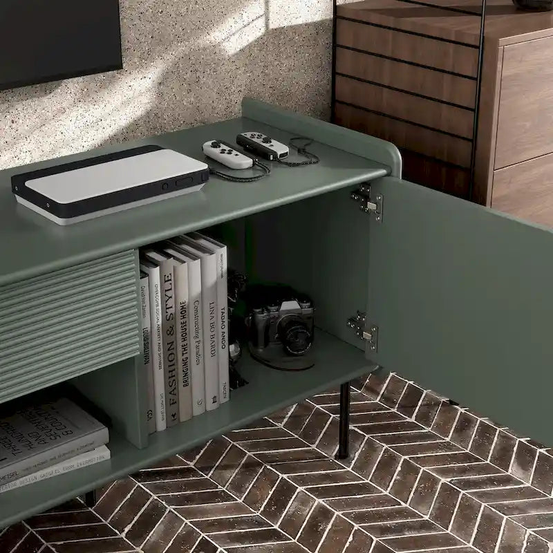 Meuble TV à panneaux cannelés avec placard et tiroir de rangement